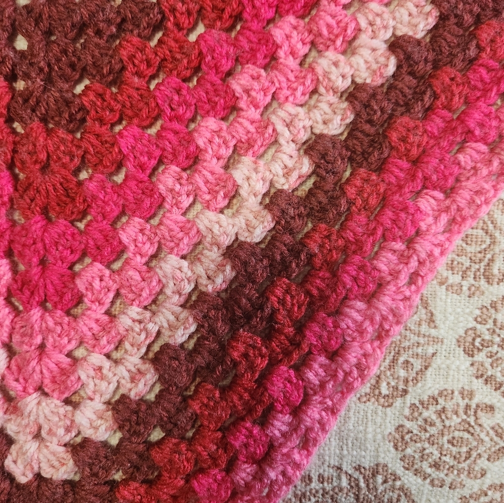 Gorgeous vintage pink hand crochet shawl scarf